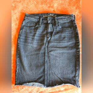 Universal Thread - Black Distressed Pencil Skirt